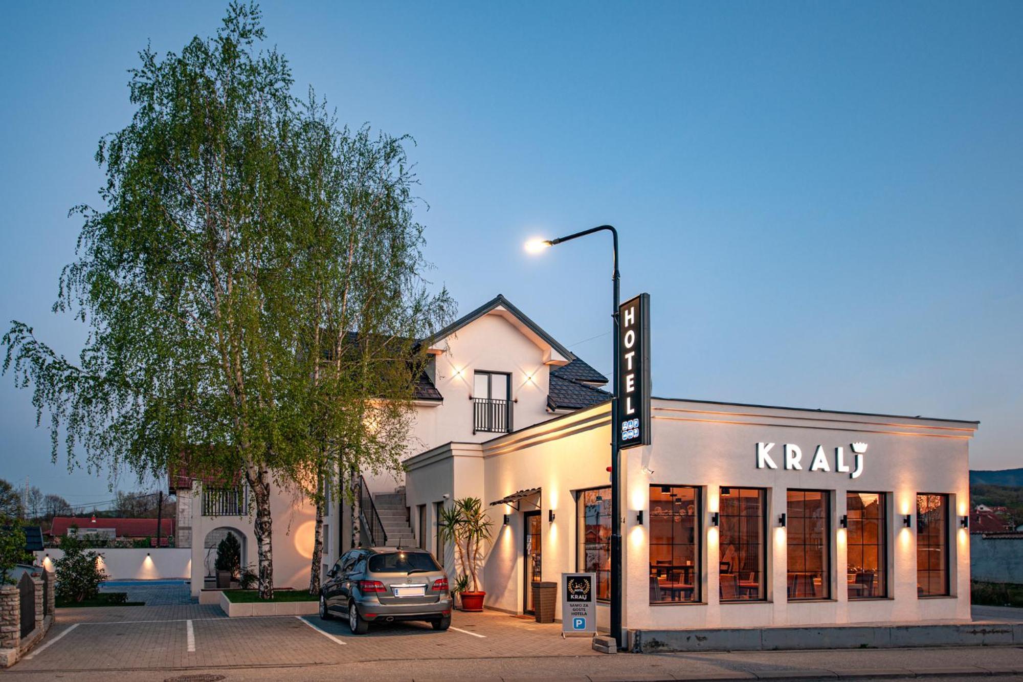 Hotel Kralj Кралево Екстериор снимка