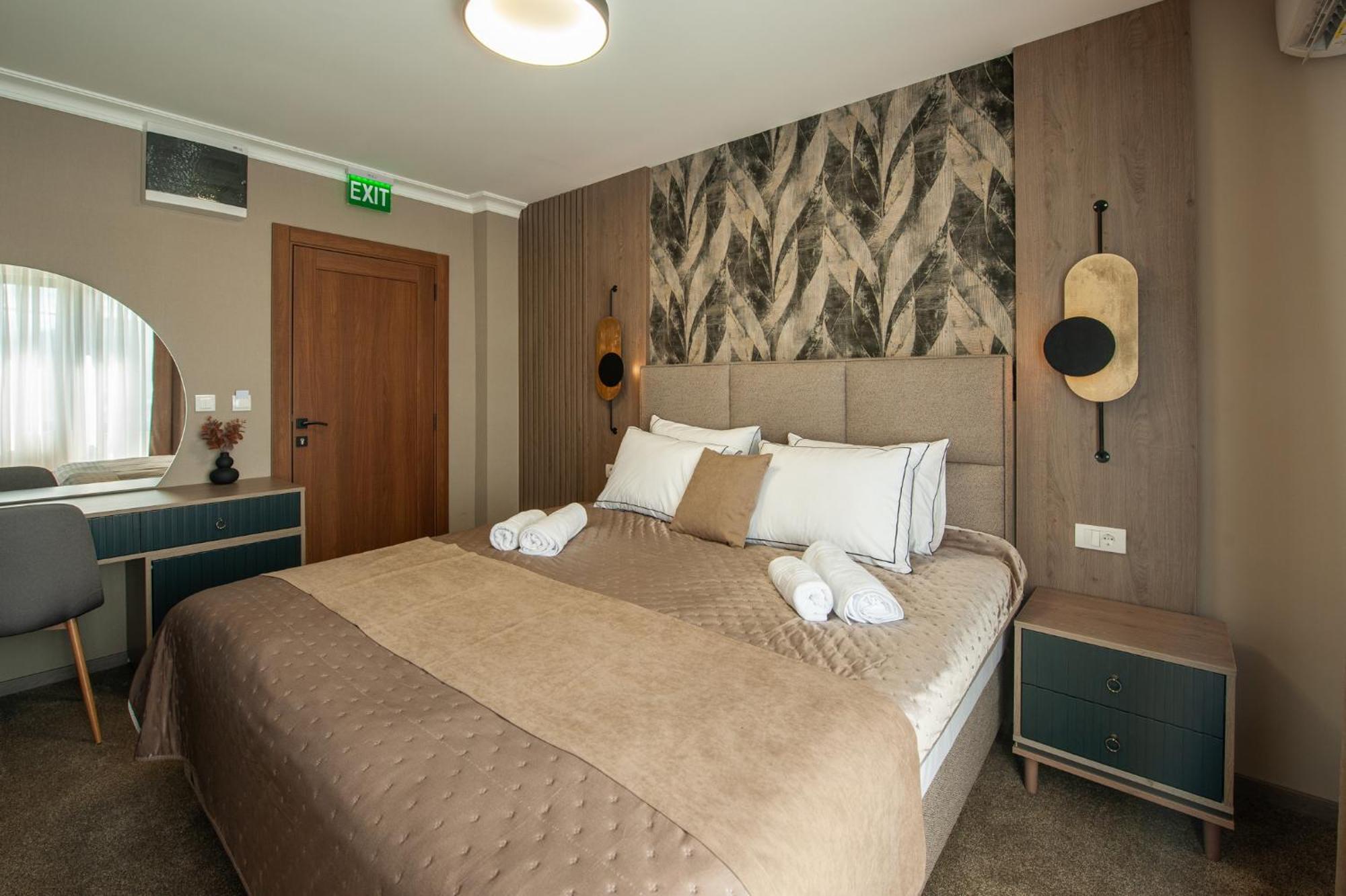 Hotel Kralj Кралево Екстериор снимка