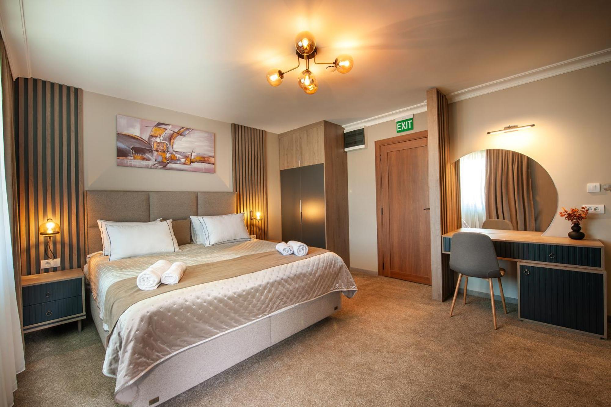 Hotel Kralj Кралево Екстериор снимка